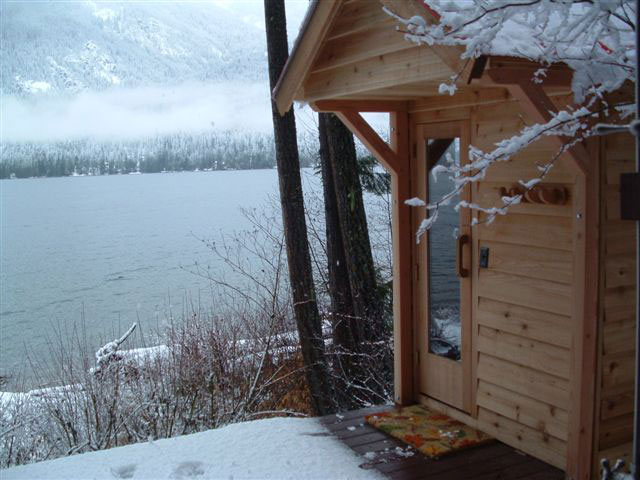 Sauna Kits / 4x5 sauna by the lake front