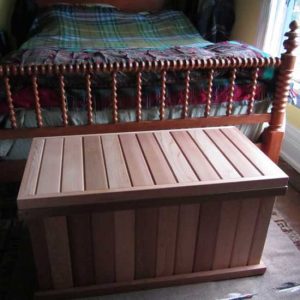 Cedar Storage Bench 18x42"