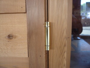 Self Closing Bomber Hinge Close Up for Sauna Doors